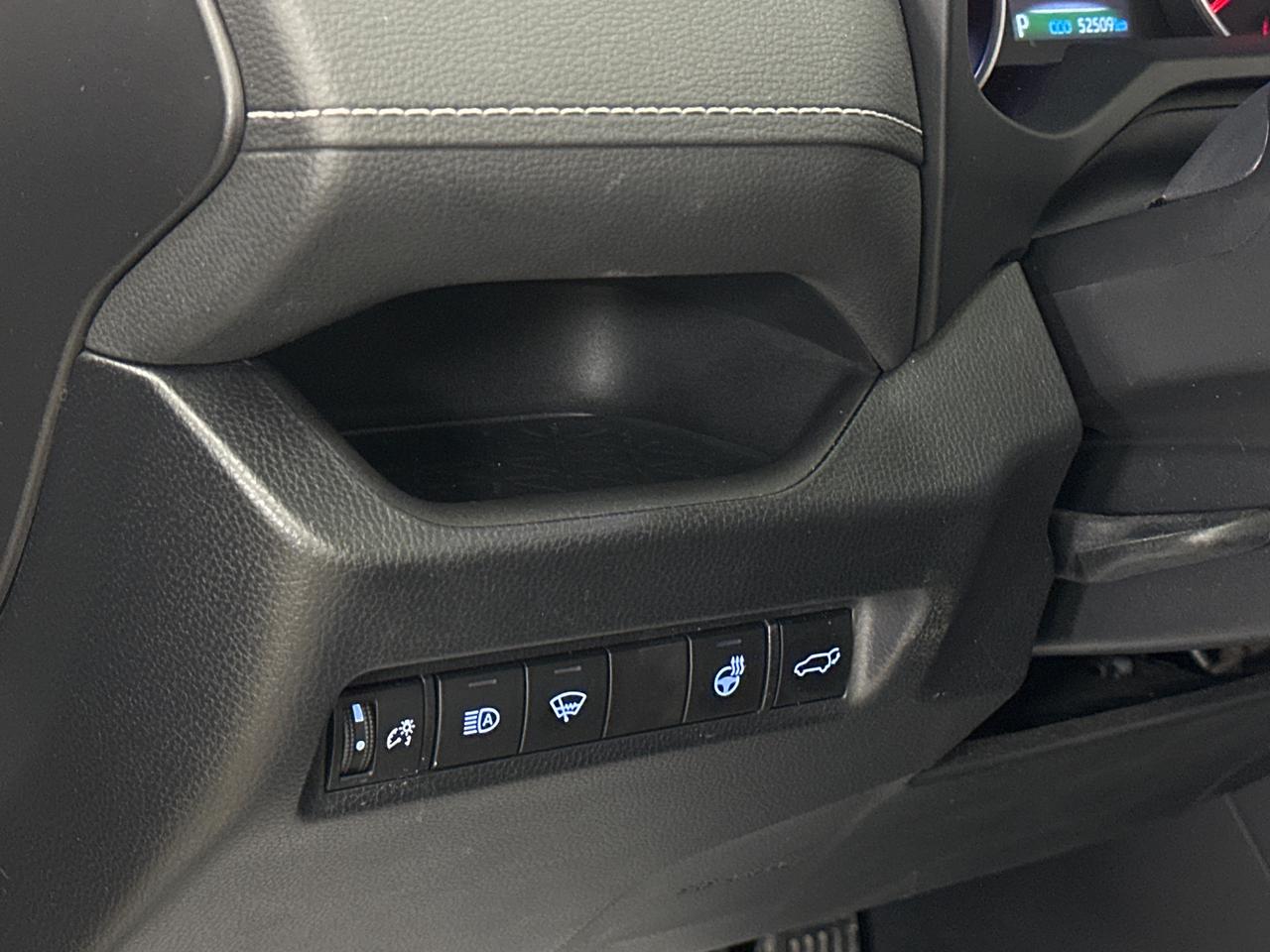 2022 Toyota RAV4 XLE 4dr All-wheel Drive Photo