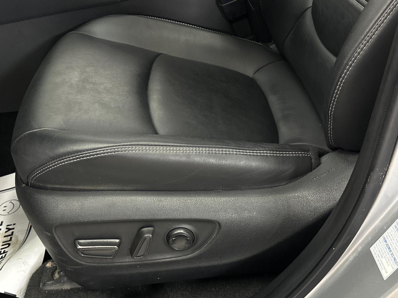 2022 Toyota RAV4 XLE 4dr All-wheel Drive Photo