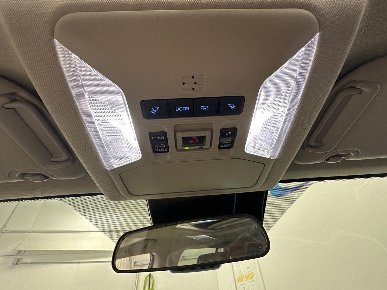 2022 Toyota RAV4 XLE 4dr All-wheel Drive Photo