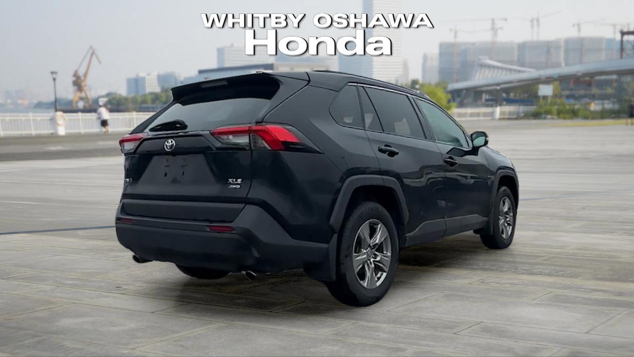 2024 Toyota RAV4 XLE AWD Photo