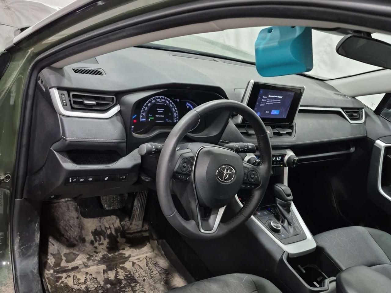 2025 Toyota RAV4 Hybrid XLE 4dr All-Wheel Drive Photo