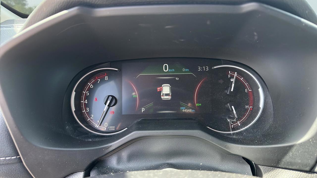 2025 Toyota RAV4 XLE AWD Photo