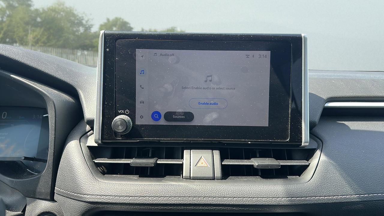 2025 Toyota RAV4 XLE AWD Photo