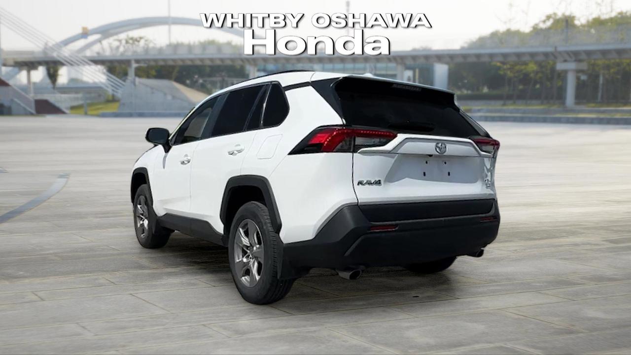 2025 Toyota RAV4 XLE AWD Photo