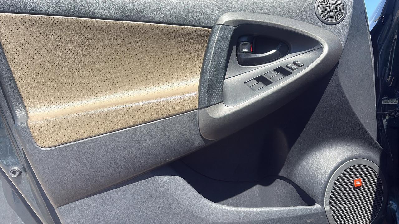 2010 Toyota RAV4 4WD 4DR V6 LIMITED Photo