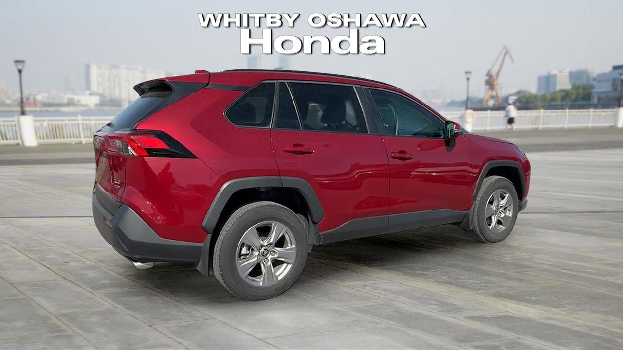 2025 Toyota RAV4 XLE AWD Photo