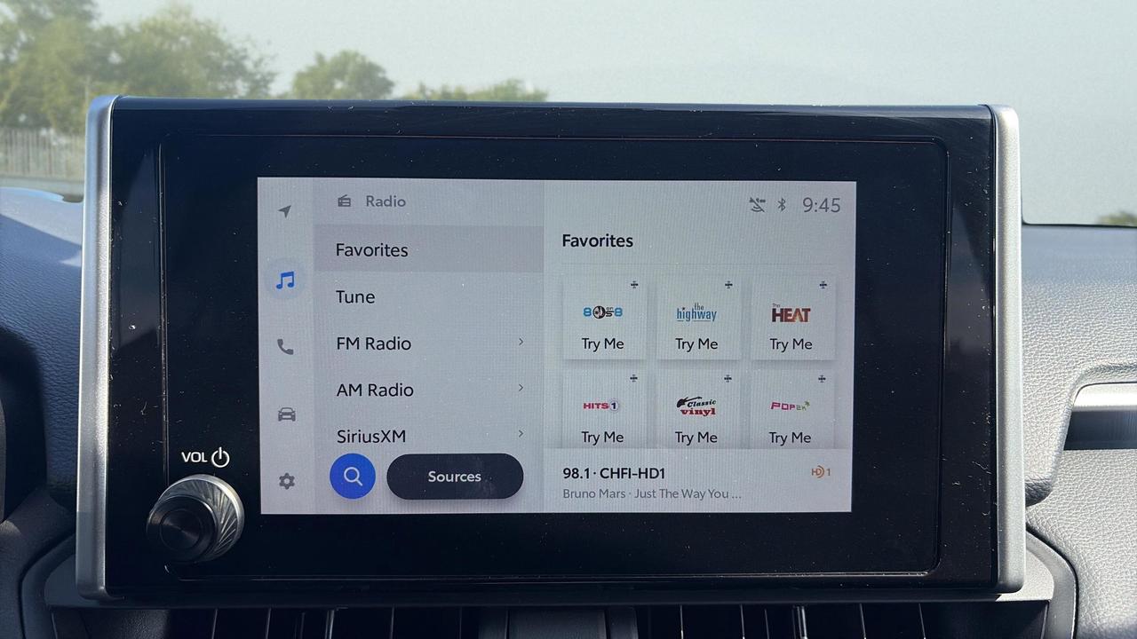 2025 Toyota RAV4 XLE AWD Photo