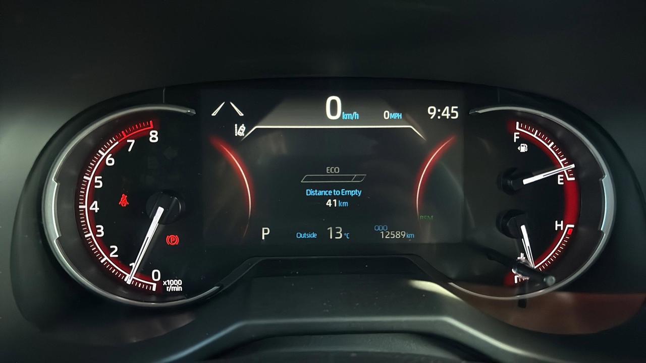 2025 Toyota RAV4 XLE AWD Photo