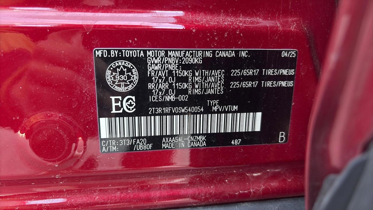 2025 Toyota RAV4 XLE AWD Photo