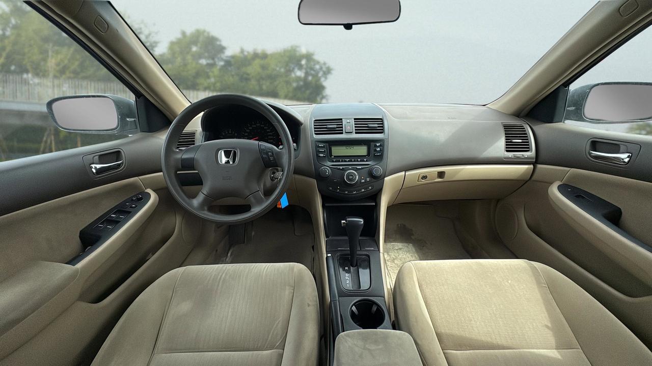 2005 Honda Accord 4dr LX-G Auto Photo