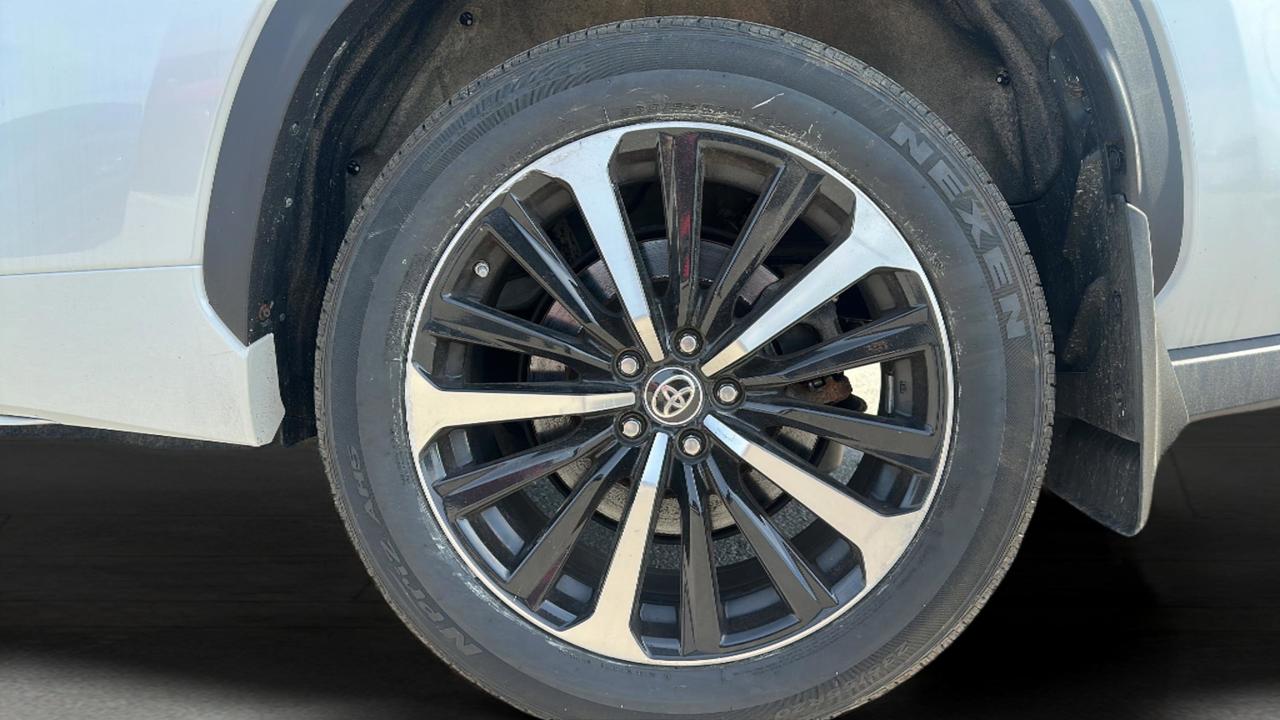 2022 Toyota Highlander XSE AWD Photo
