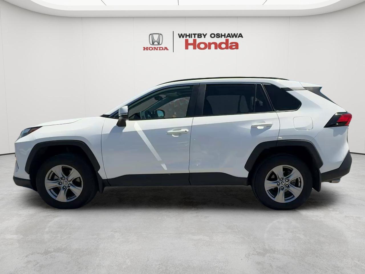 2025 Toyota RAV4 XLE AWD Photo2