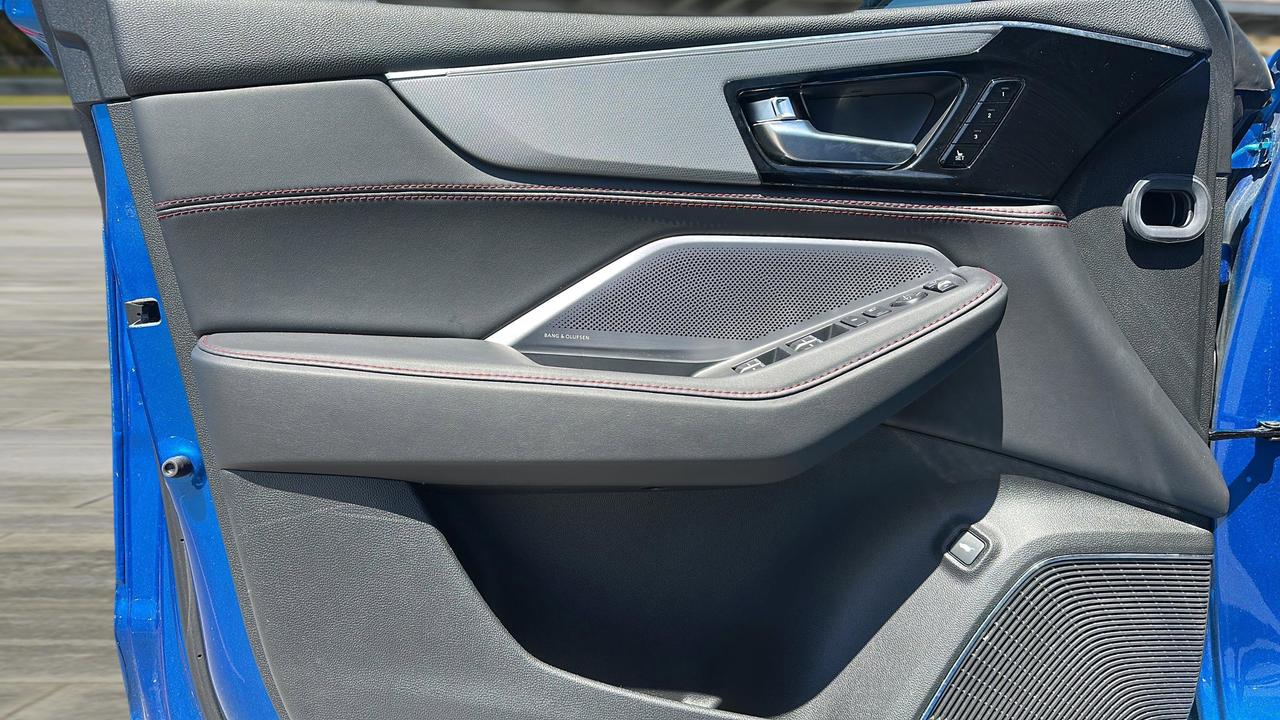 2026 Acura MDX SH-AWD Photo