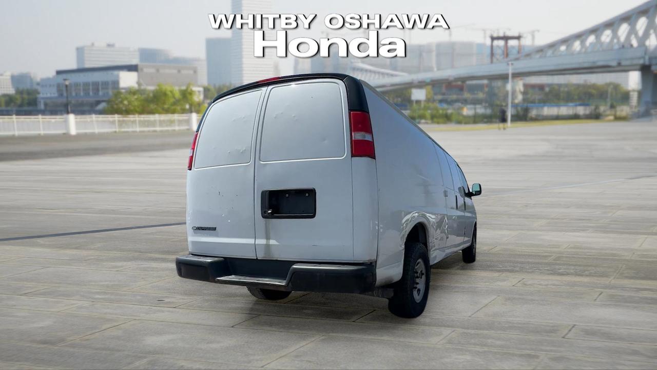 2020 Chevrolet Express 2500 Cargo Photo
