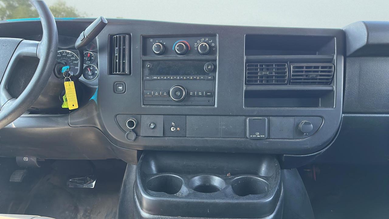 2020 Chevrolet Express 2500 Cargo Photo