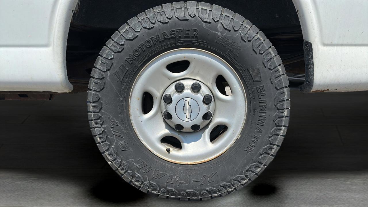 2020 Chevrolet Express 2500 Cargo Photo