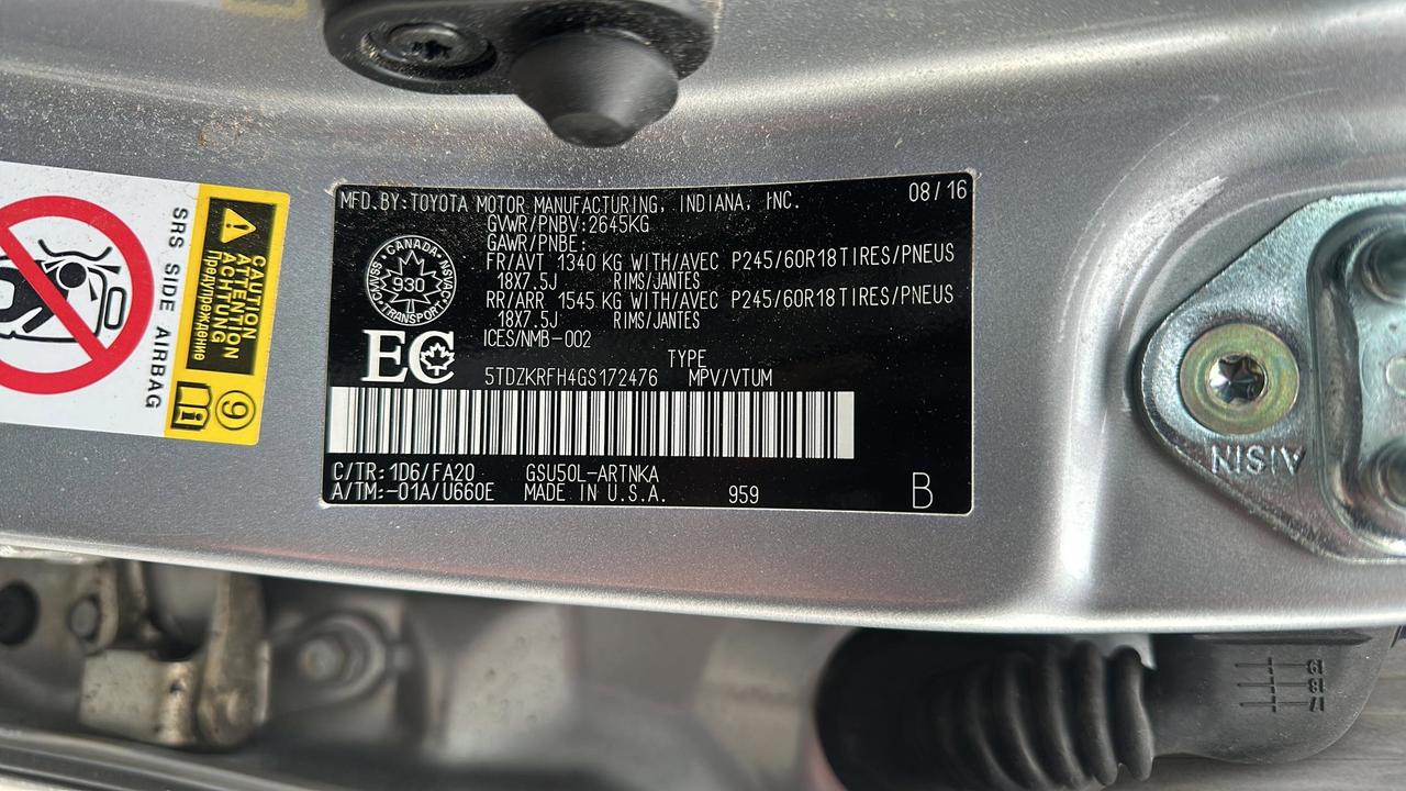 2016 Toyota Highlander 2WD 4dr LE Photo