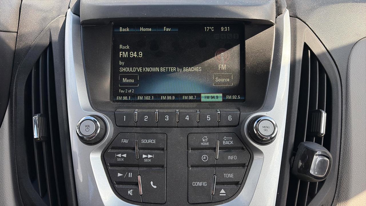 2012 Chevrolet Equinox FWD 4dr LTZ Photo