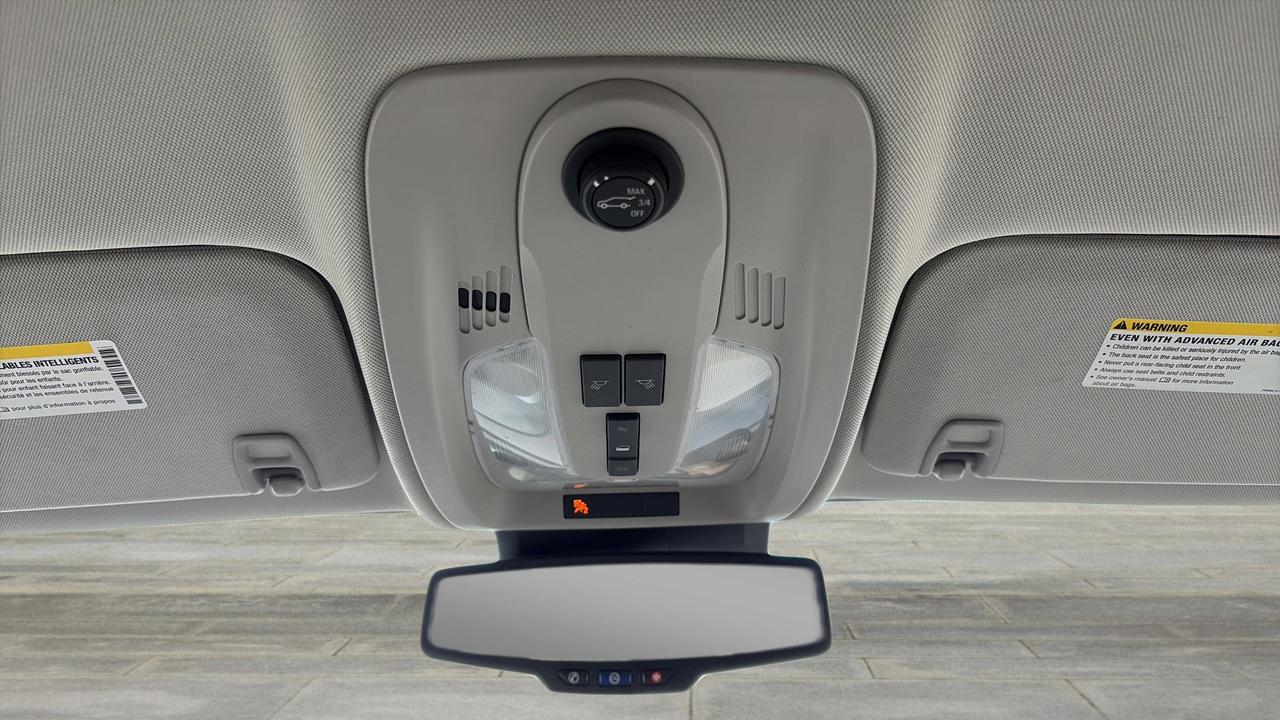 2012 Chevrolet Equinox FWD 4dr LTZ Photo
