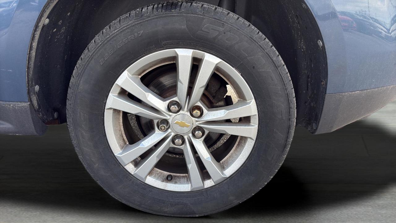 2012 Chevrolet Equinox FWD 4dr LTZ Photo