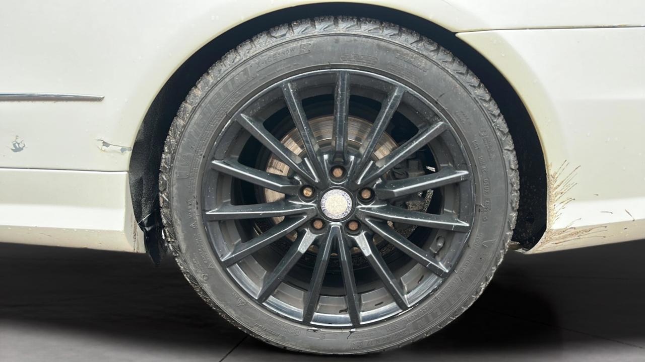 2012 Mercedes-Benz E-Class Base Photo