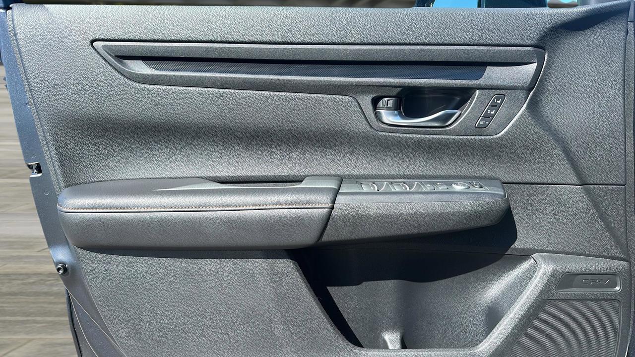 2025 Honda CR-V Hybrid EX-L AWD Photo