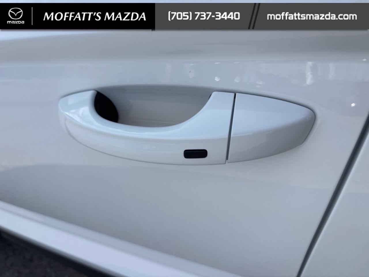 2022 Volkswagen Taos Comfortline 4Motion Photo