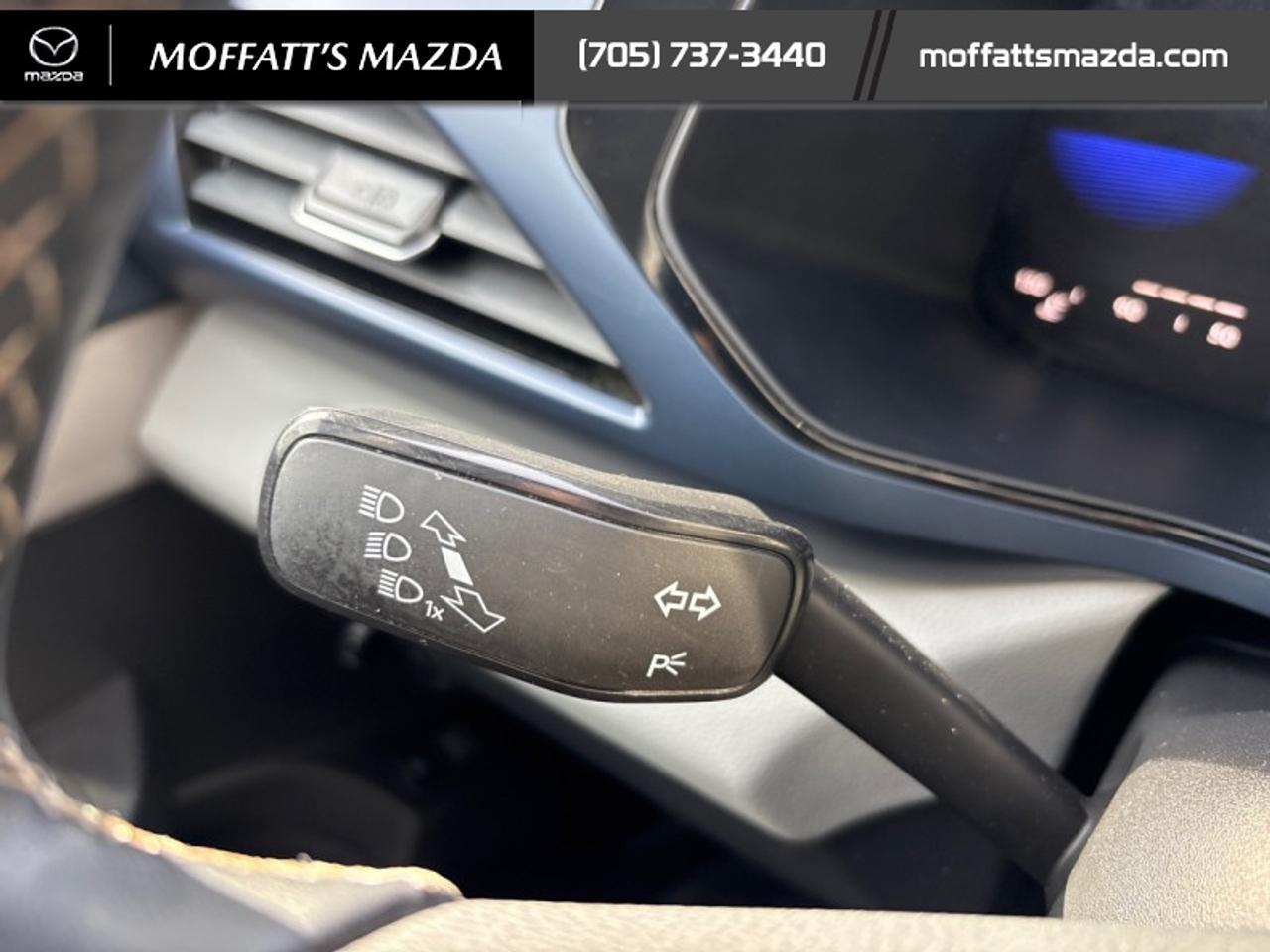 2022 Volkswagen Taos Comfortline 4Motion Photo