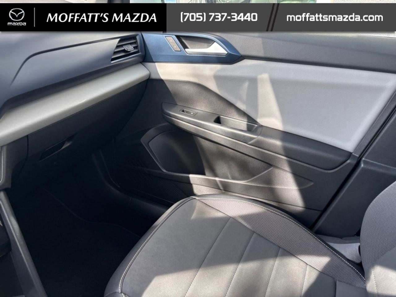 2022 Volkswagen Taos Comfortline 4Motion Photo