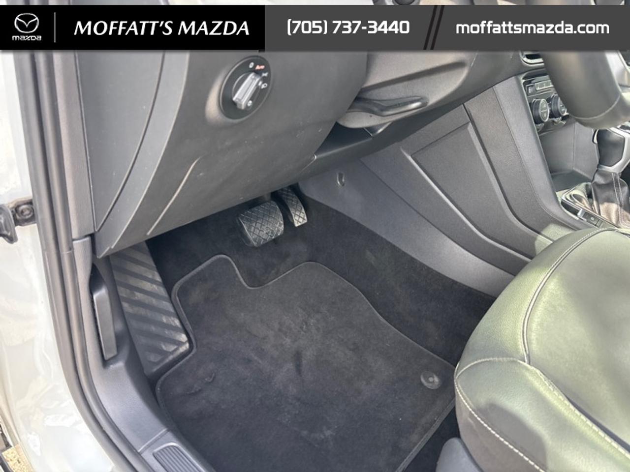 2022 Volkswagen Taos Comfortline 4Motion Photo
