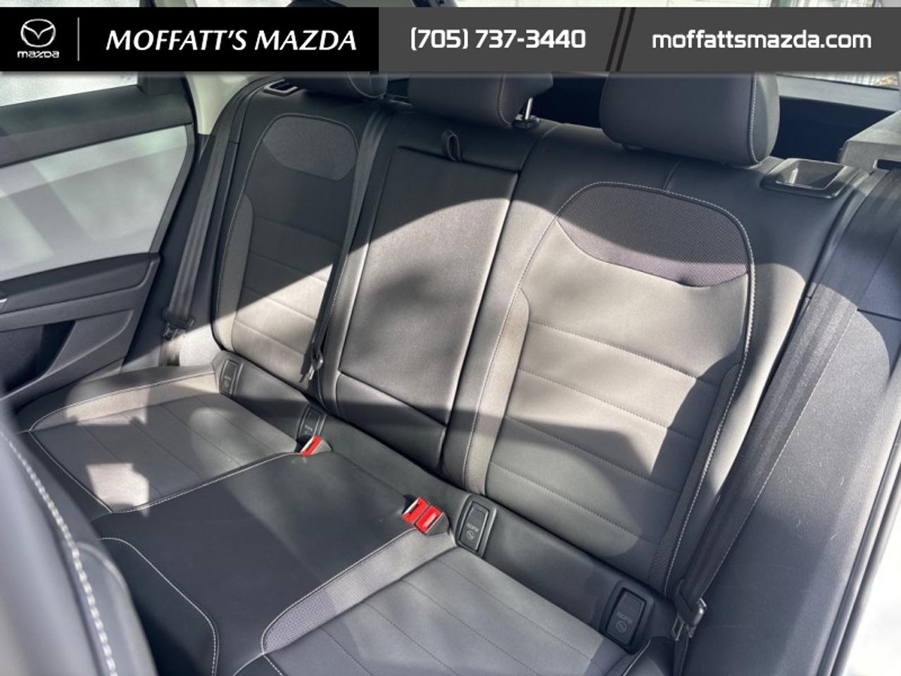 2022 Volkswagen Taos Comfortline 4Motion Photo