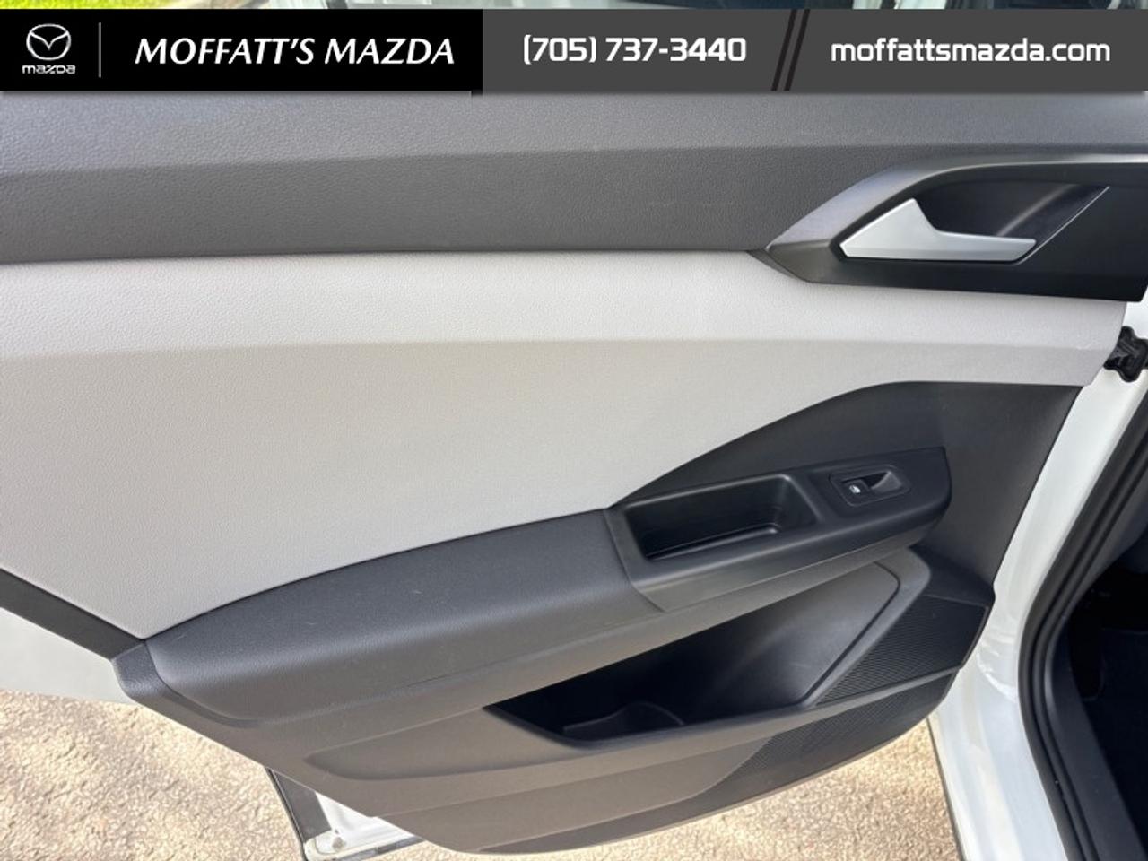 2022 Volkswagen Taos Comfortline 4Motion Photo