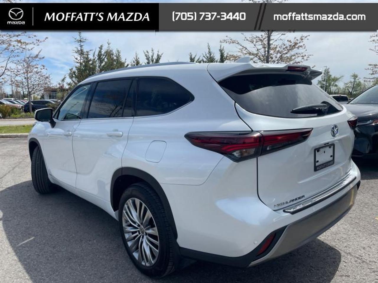 2024 Toyota Highlander Hybrid Limited Photo