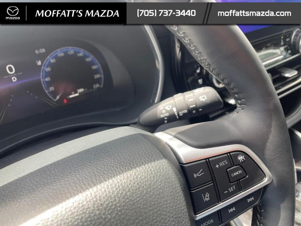 2024 Toyota Highlander Hybrid Limited Photo