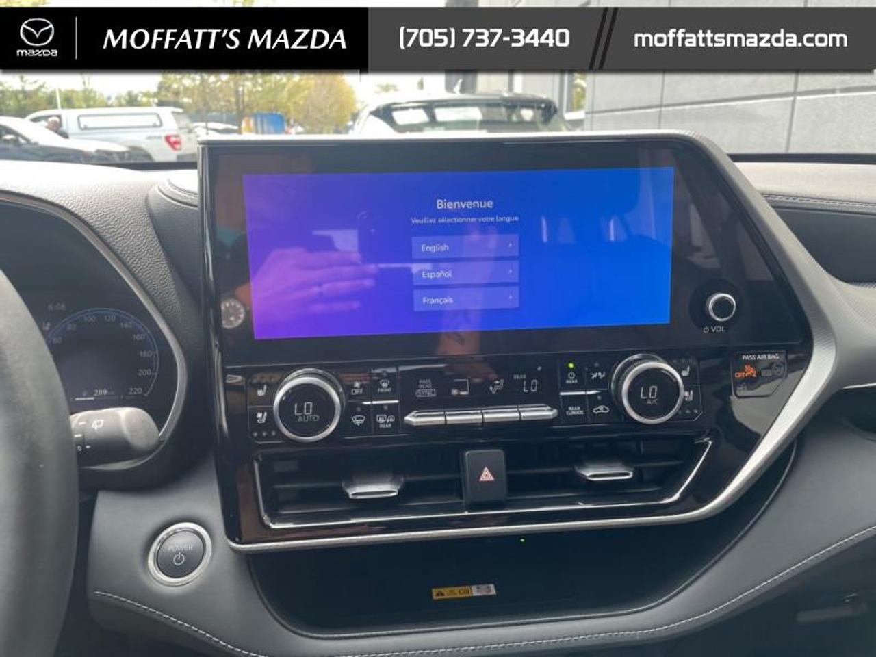 2024 Toyota Highlander Hybrid Limited Photo