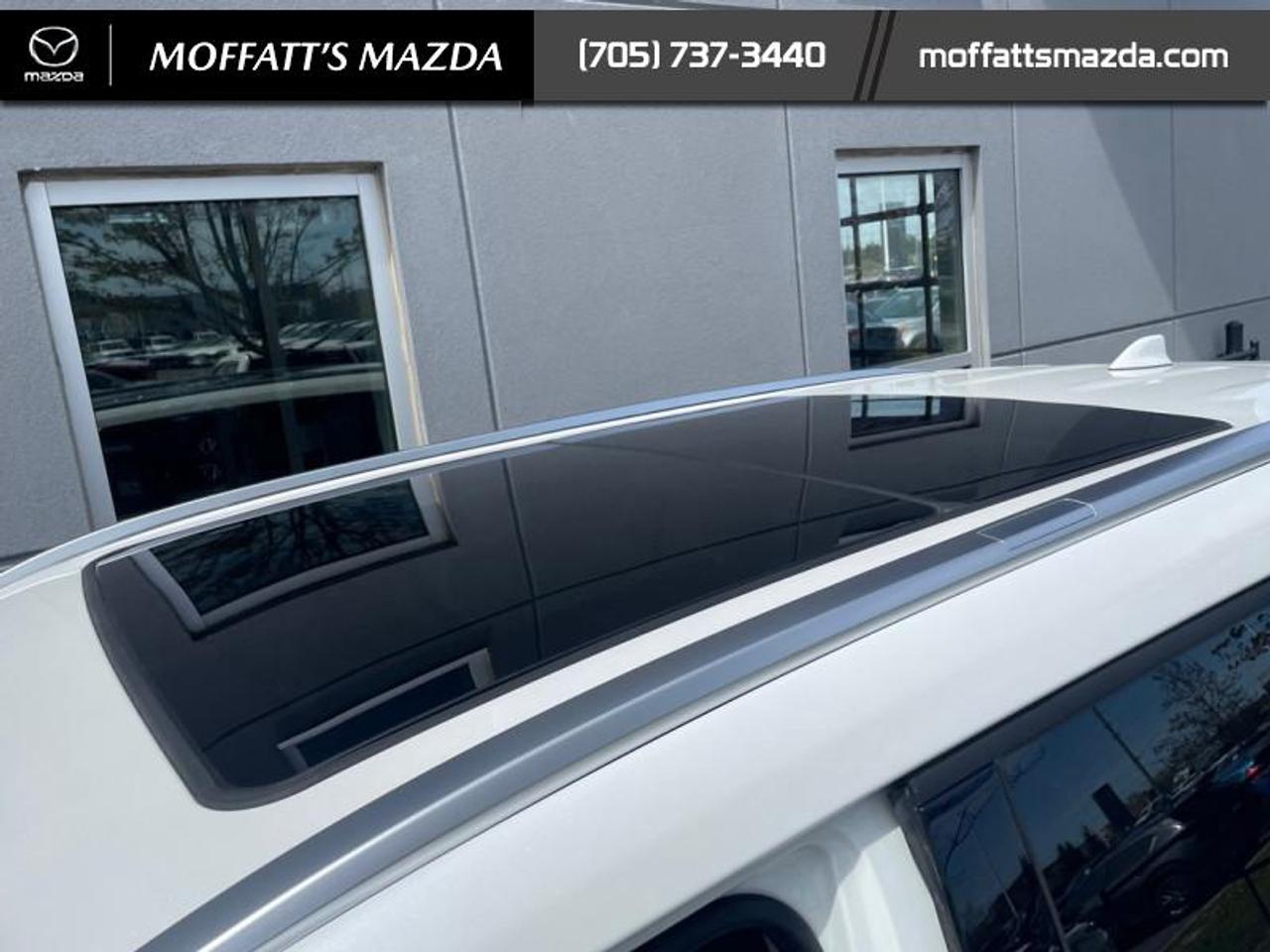 2024 Toyota Highlander Hybrid Limited Photo