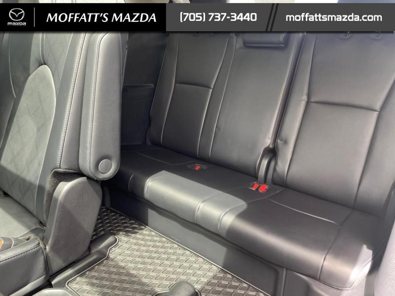 2024 Toyota Highlander Hybrid Limited Photo