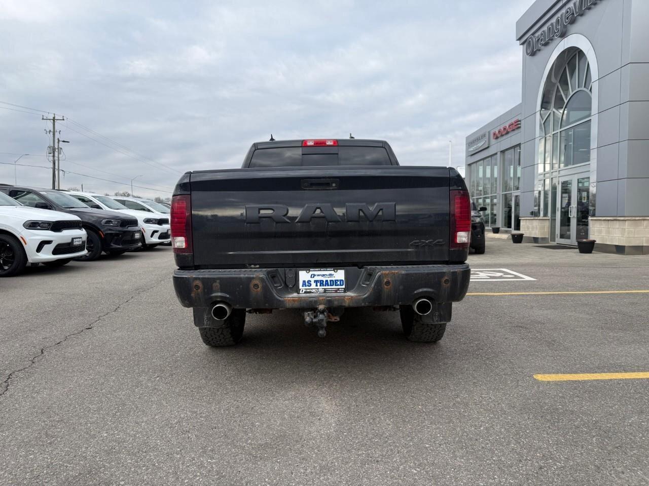 2016 RAM 1500  Photo