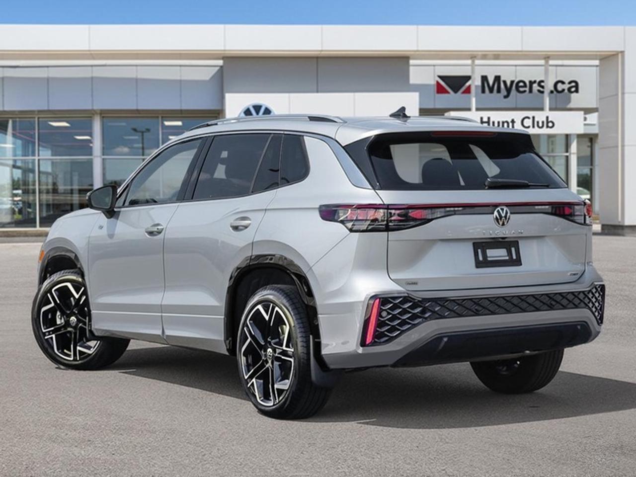 2026 Volkswagen Tiguan Highline Turbo R-Line Photo3