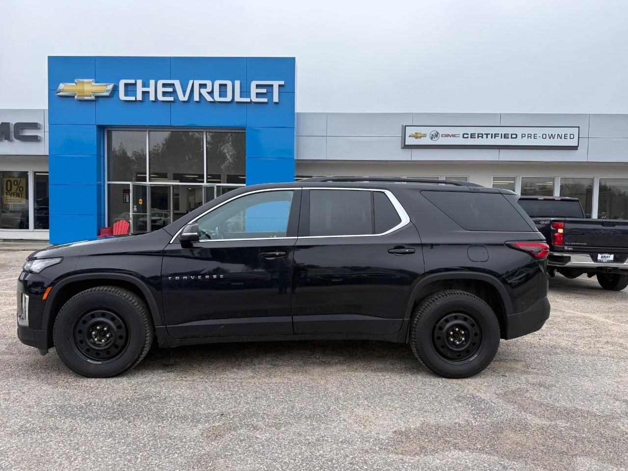 2023 Chevrolet Traverse LT Cloth WINTER TIRES AND WHEELS. ALL WEATHER MATS Photo2