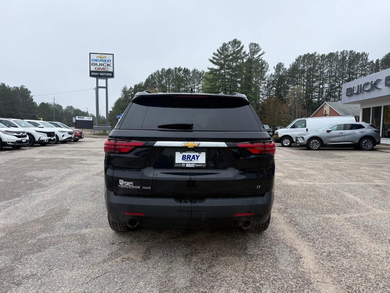 2023 Chevrolet Traverse LT Cloth WINTER TIRES AND WHEELS. ALL WEATHER MATS Photo