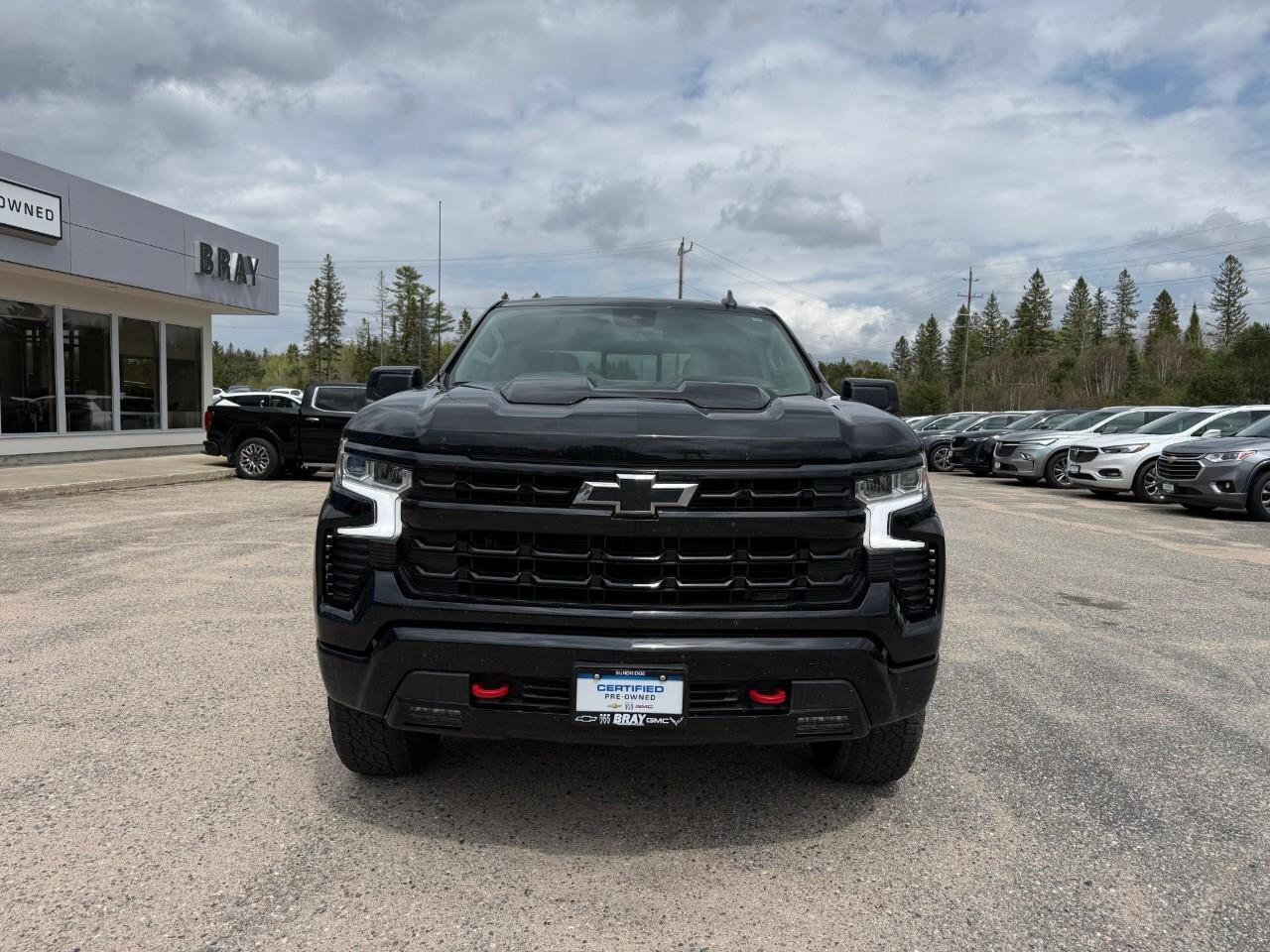 2024 Chevrolet Silverado 1500 LT Trail Boss RUNNING BOARDS. ALL WEATHER MATS. TR Photo