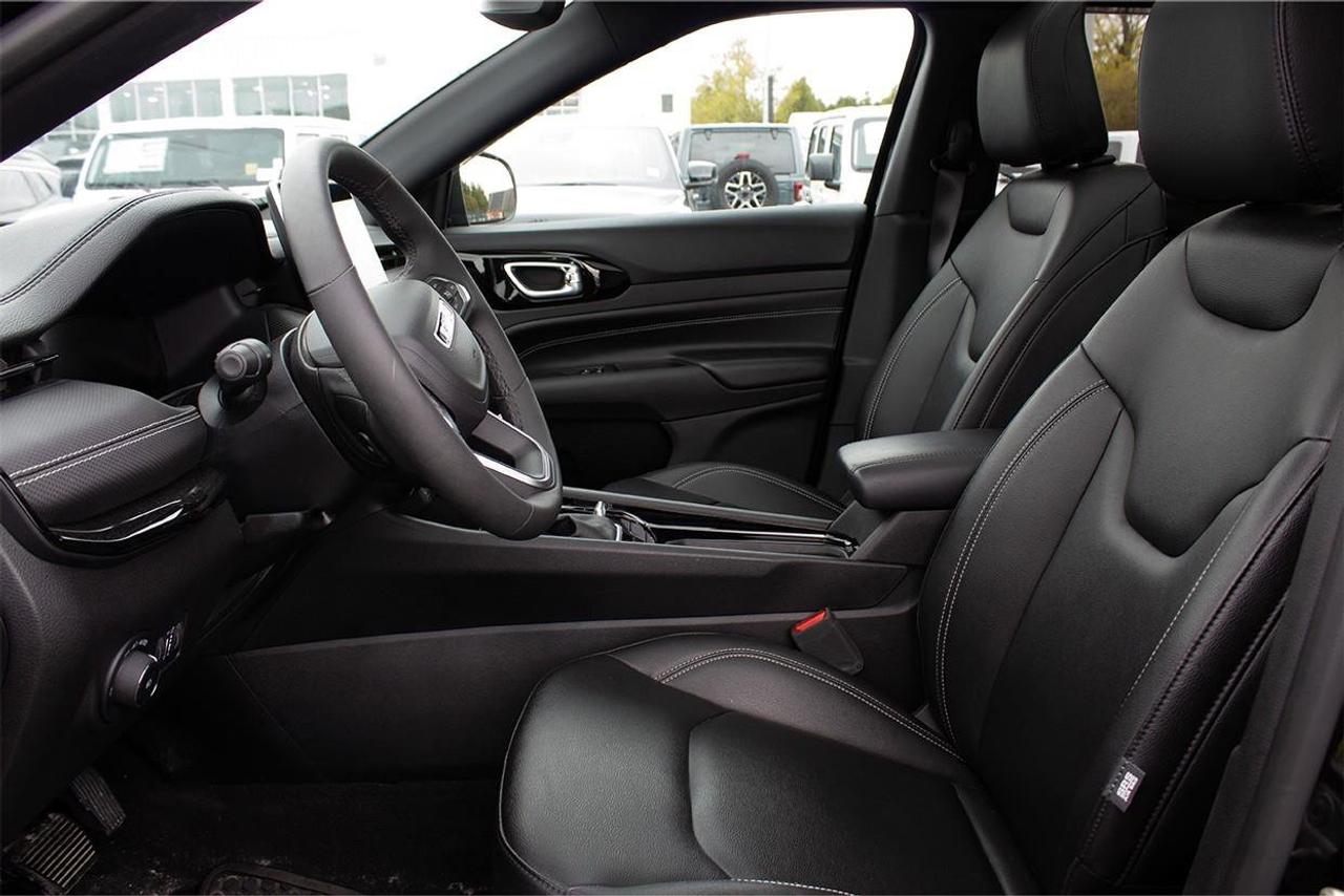 2024 Jeep Compass  Photo