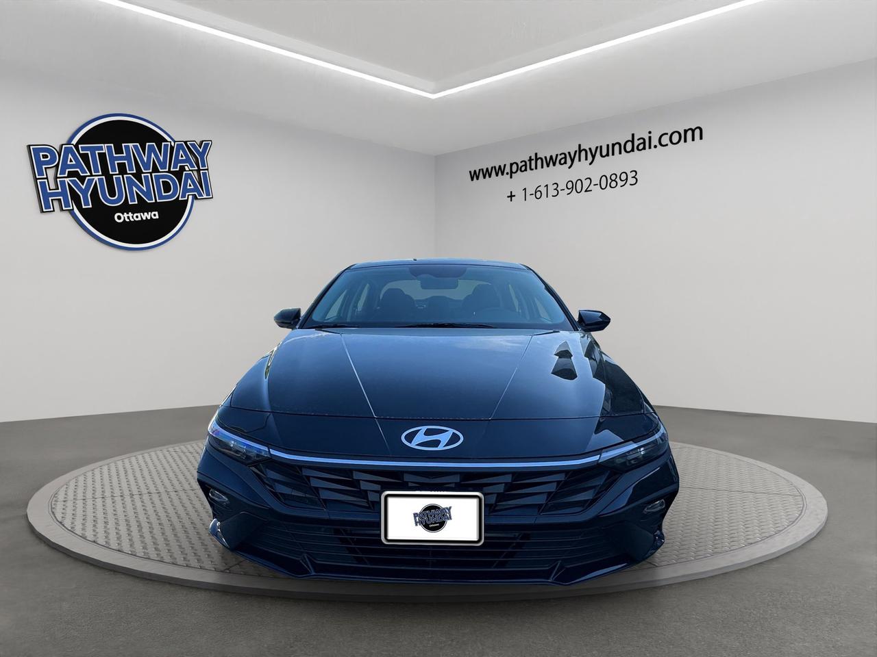 2025 Hyundai Elantra Preferred | Reverse Cam | Heated Seats Photo