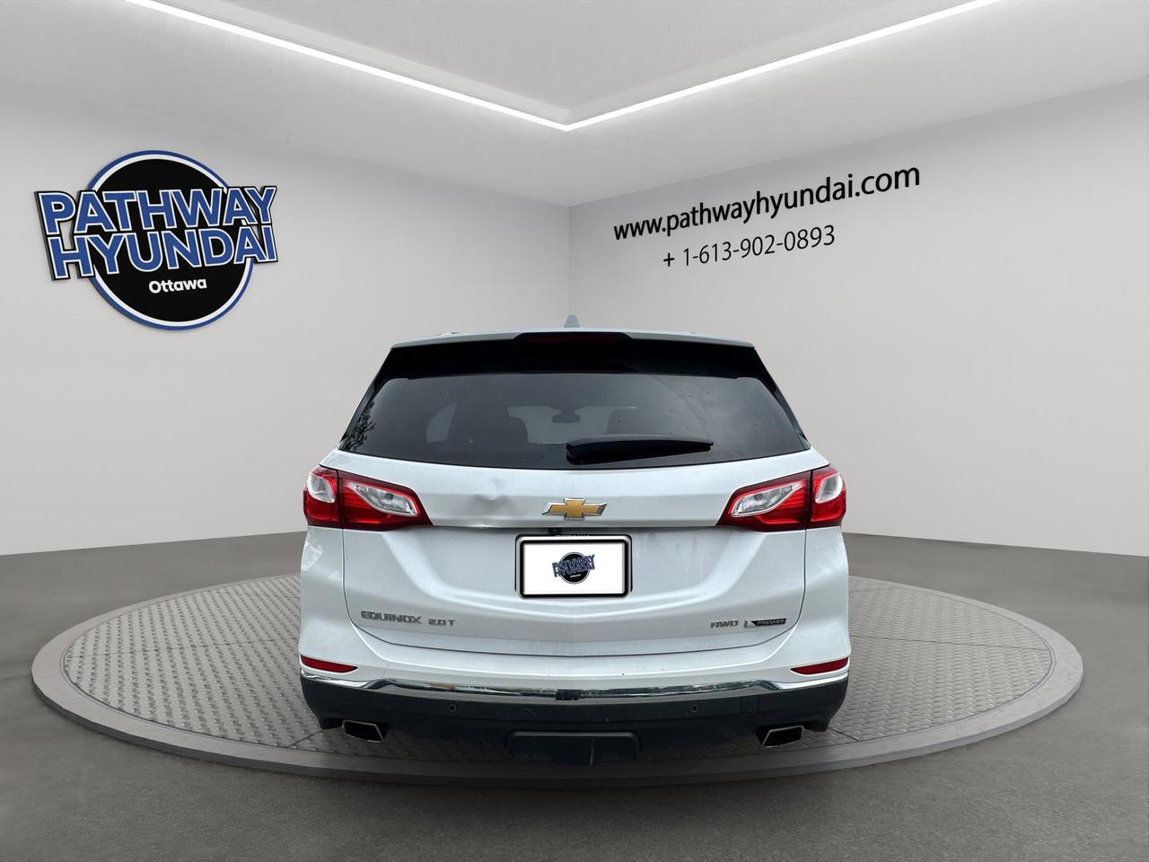 2018 Chevrolet Equinox Premier | Reverse Cam | Heated Seats Photo4