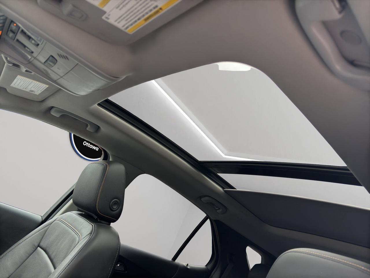 2018 Chevrolet Equinox Premier | Reverse Cam | Heated Seats Photo