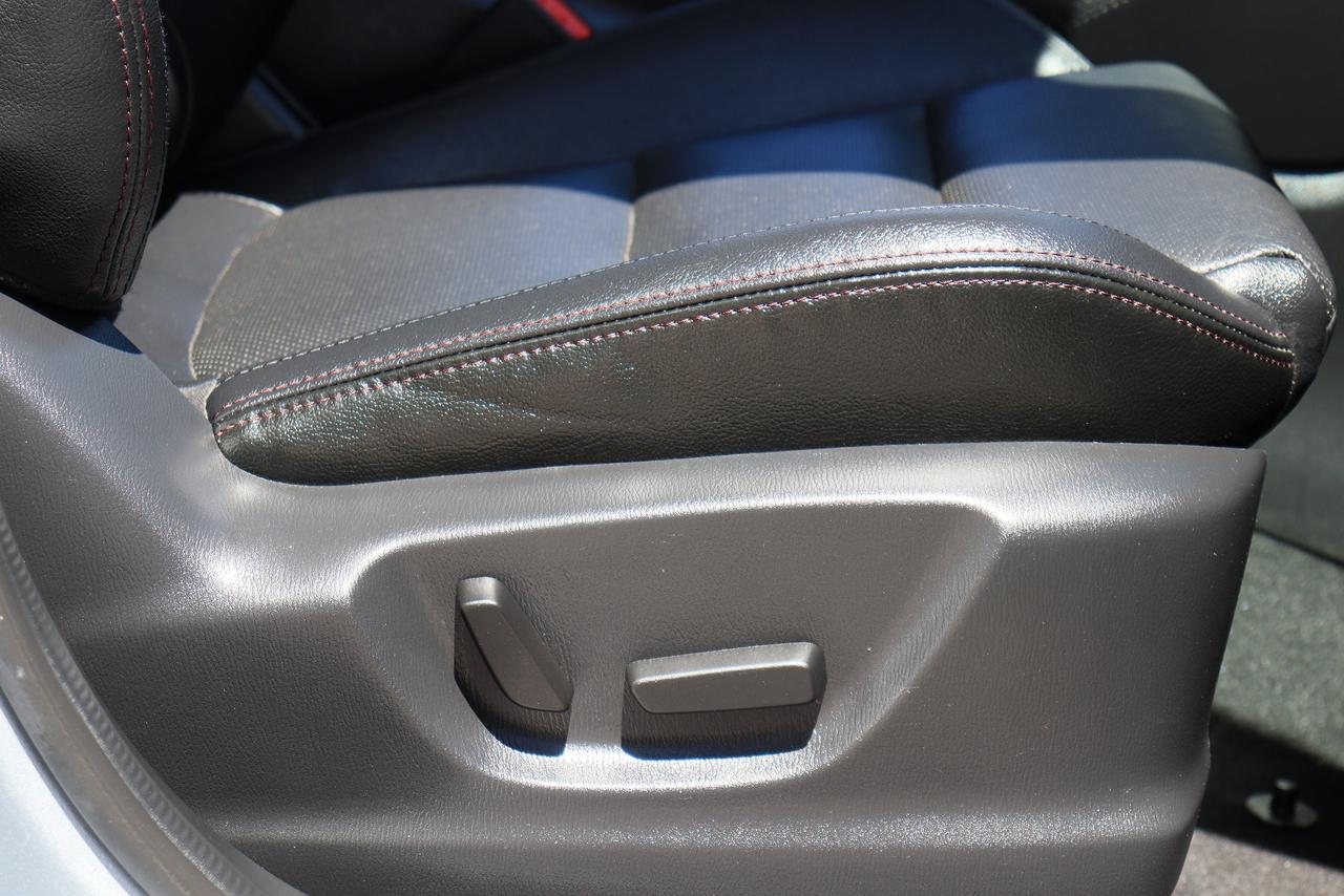 2016 Mazda CX-5 GT | AWD | Leather | Sunroof | Cam | BSM & More! Photo33