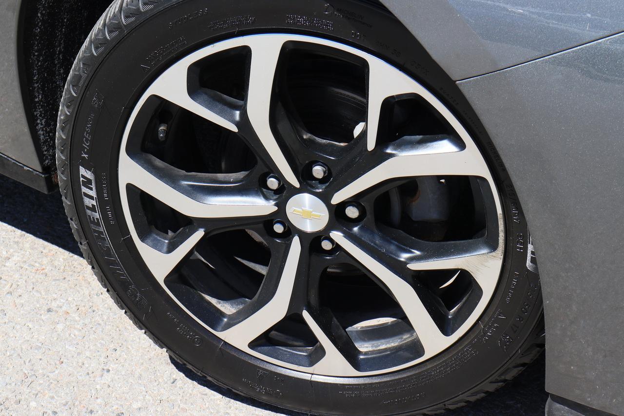 2016 Chevrolet Volt LT | Leather | CarPlay | Cam | 1 Owner & Much More Photo
