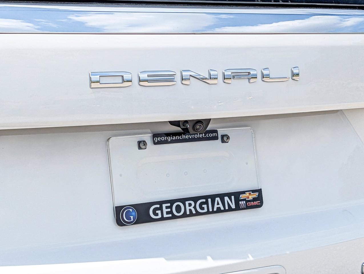 2026 GMC Yukon Denali Photo