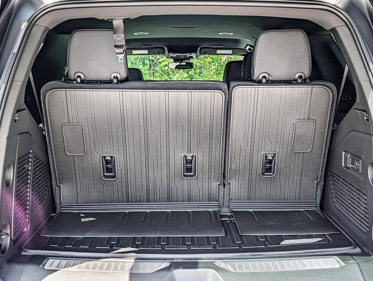 2026 GMC Yukon Denali Photo